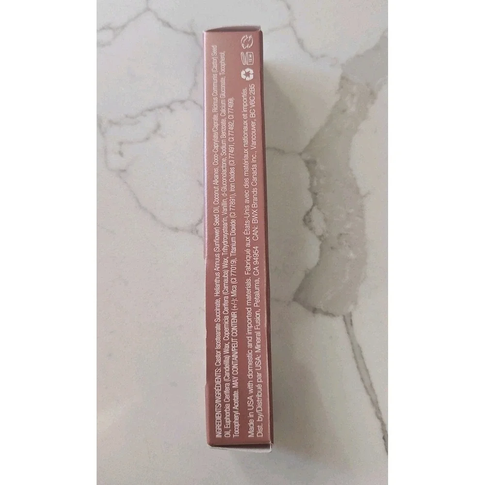 Mineral Fusion Hydro Shine Lip Gloss Barcelona 0.15 fl. oz. Hydrating Plumping - Picture 2 of 8